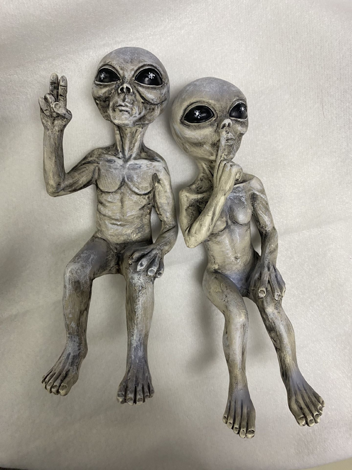 Resin Ornaments Alien UFO Outdoor Garden Statue Ornaments