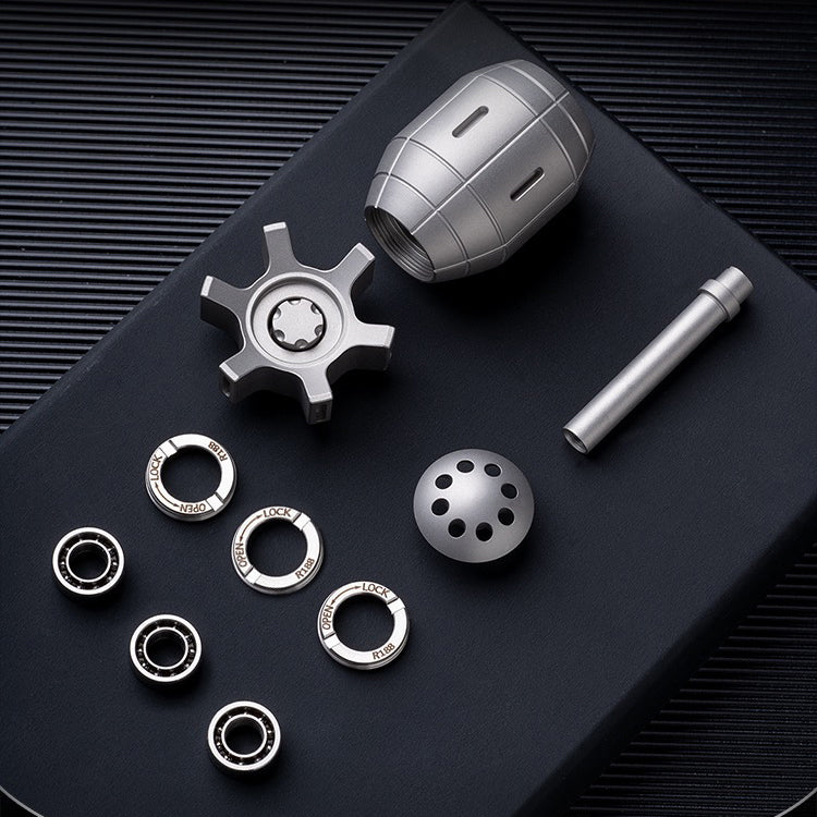 Fashion Simple Titanium Alloy Fidget Spinner Toy