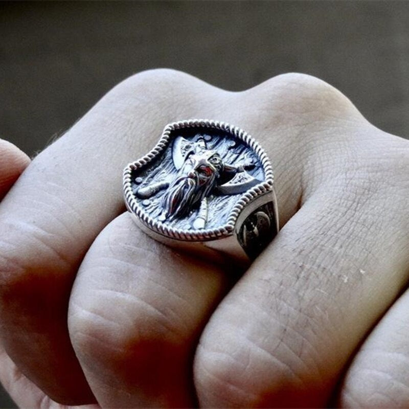 Retro Personality Cool Viking Double Axe Viking Titanium Steel Ring