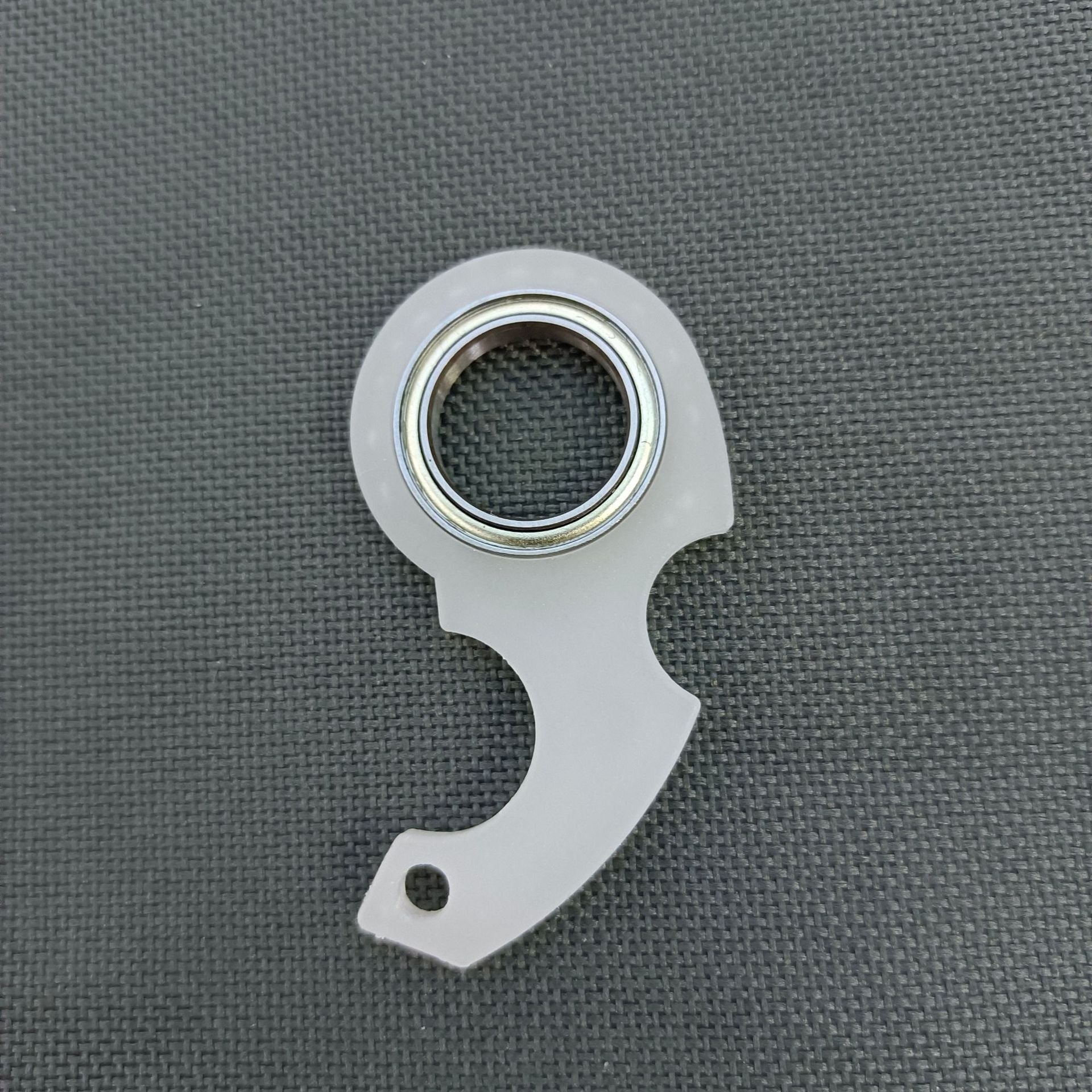 Second-generation Fingertip Rotating Decompression Keychain