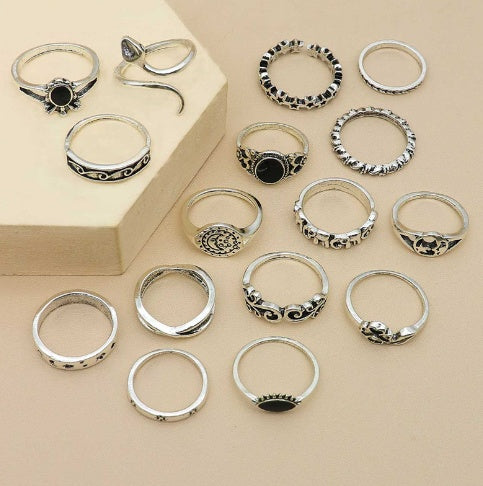 Set Of 16 Black Drip Knuckle Rings